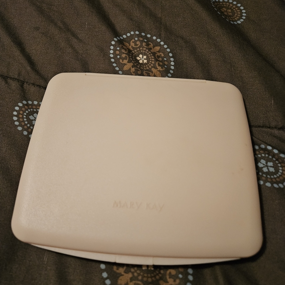 Mary Kay Pink Travel 2-Sided Magnifying Makeup Mirror W/ Tray & Case